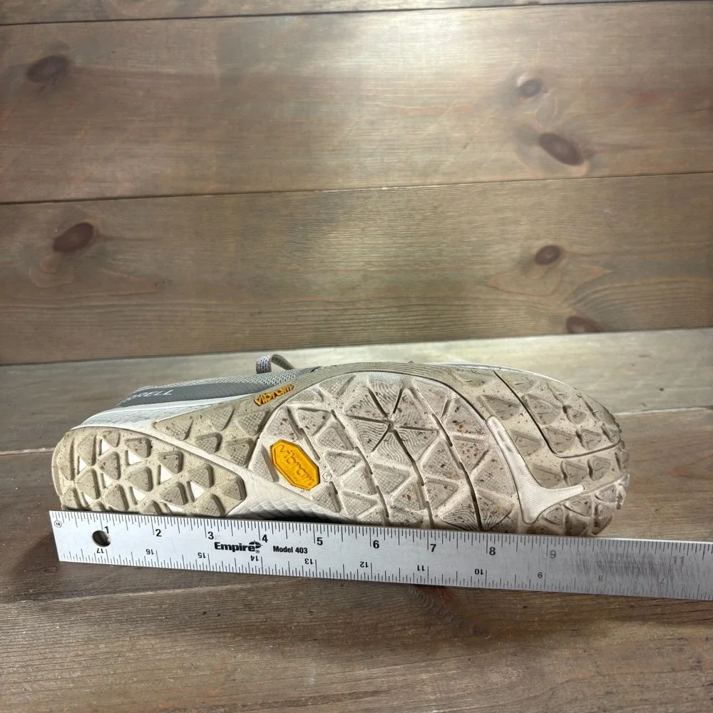 Merrell pre owned